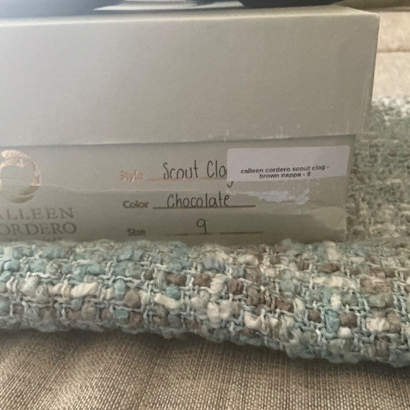 CALLEEN CORDERO HANDMADE SCOUT CLOGS - Picture 5 of 5